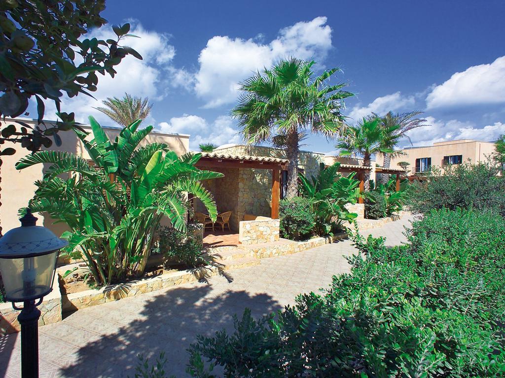 Oasis Hotel Residence Resort Lampedusa Rum bild