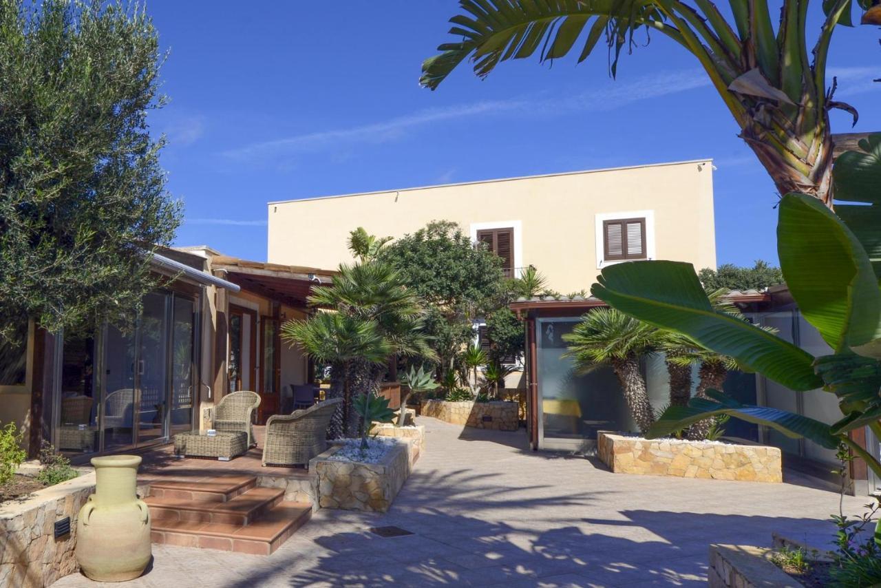 Oasis Hotel Residence Resort Lampedusa Exteriör bild